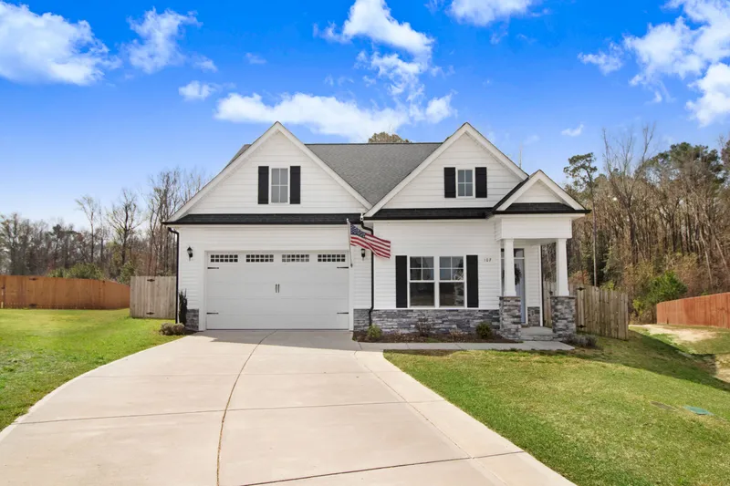 107 Villa Grey Court, Pikeville